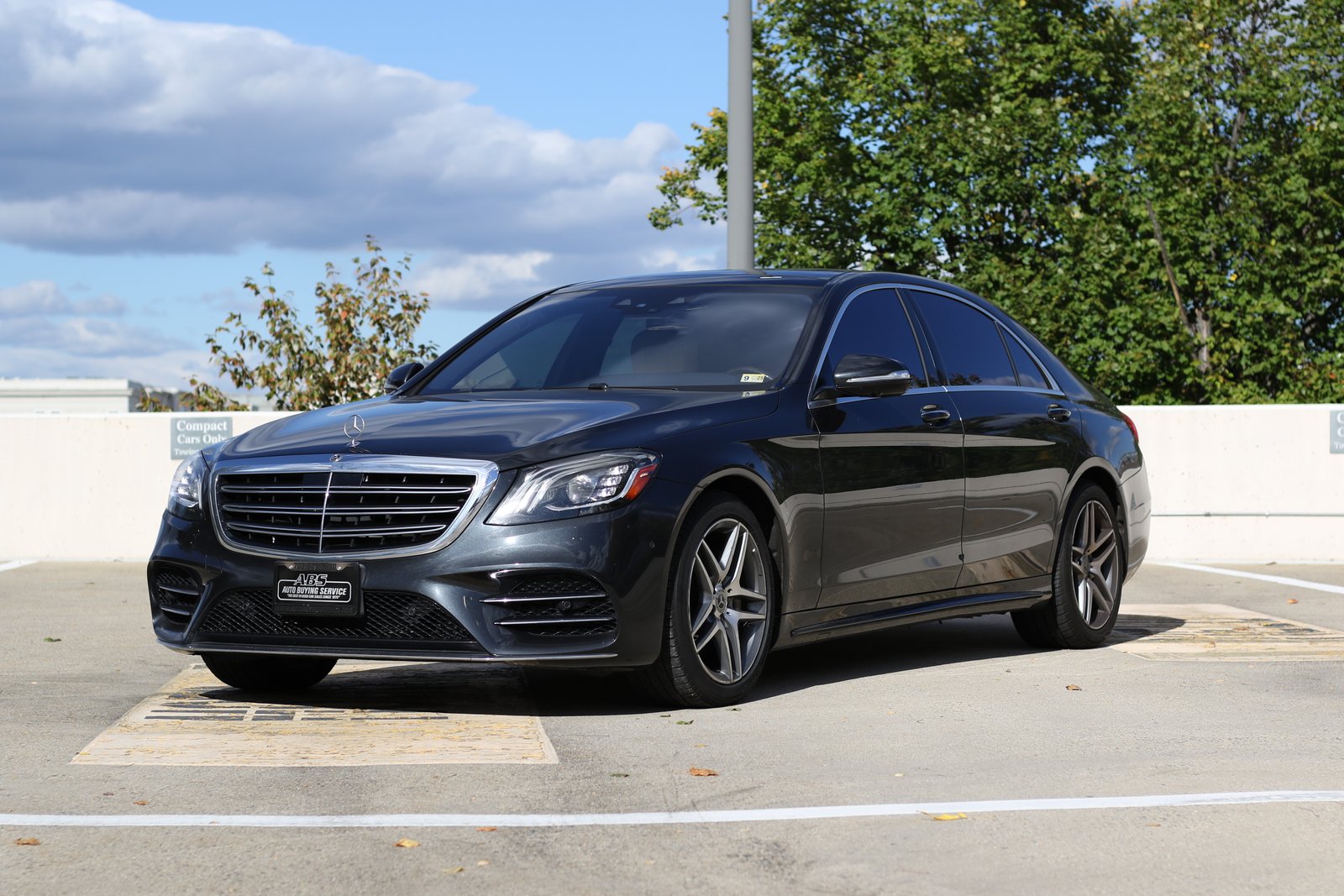 Mercedes-Benz S-Class S-560
